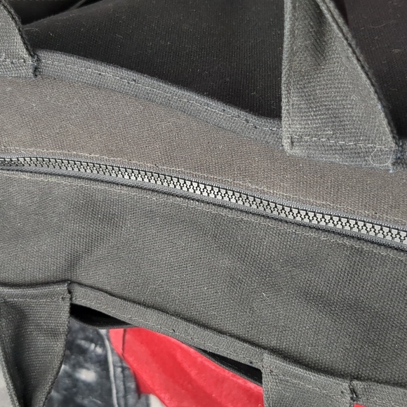 DKNY Hadler medium tote - Picture 9 of 12